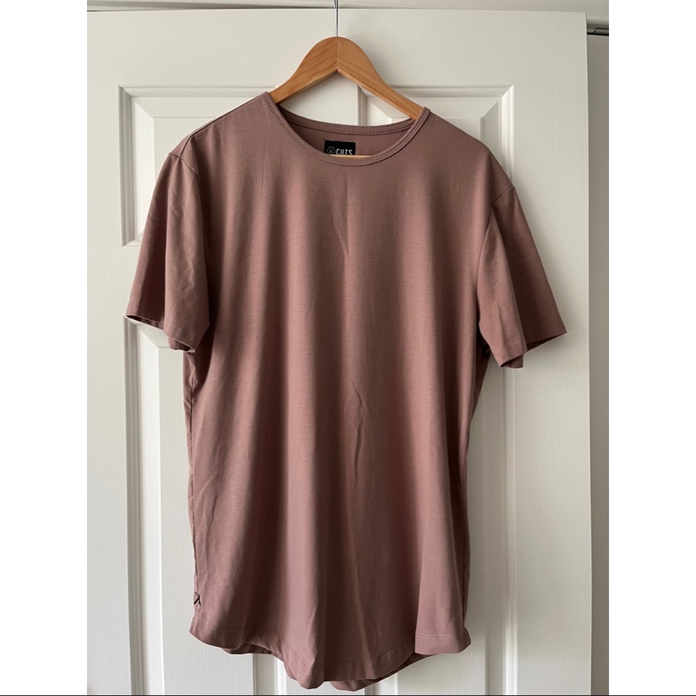 Cuts Clothing Men’s T-Shirt XL